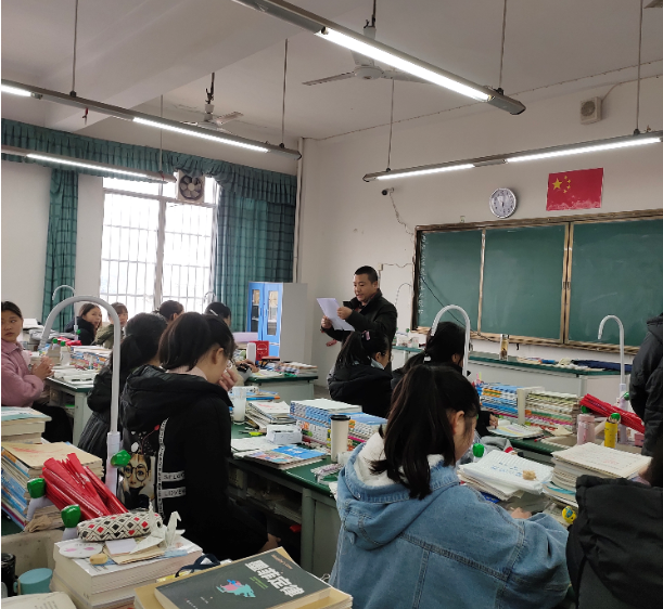 瀘縣九中、瀘縣建校合作辦學(xué)調(diào)研會(huì)