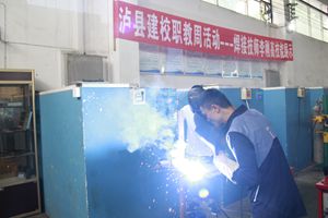 瀘縣建校2019年“職教活動(dòng)周”系列活動(dòng)之焊接技術(shù)專題講座