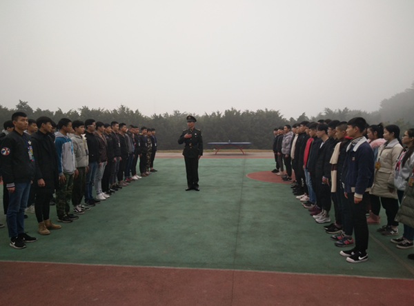 暖冬軍營體驗(yàn)，這個(gè)冬天不再冷