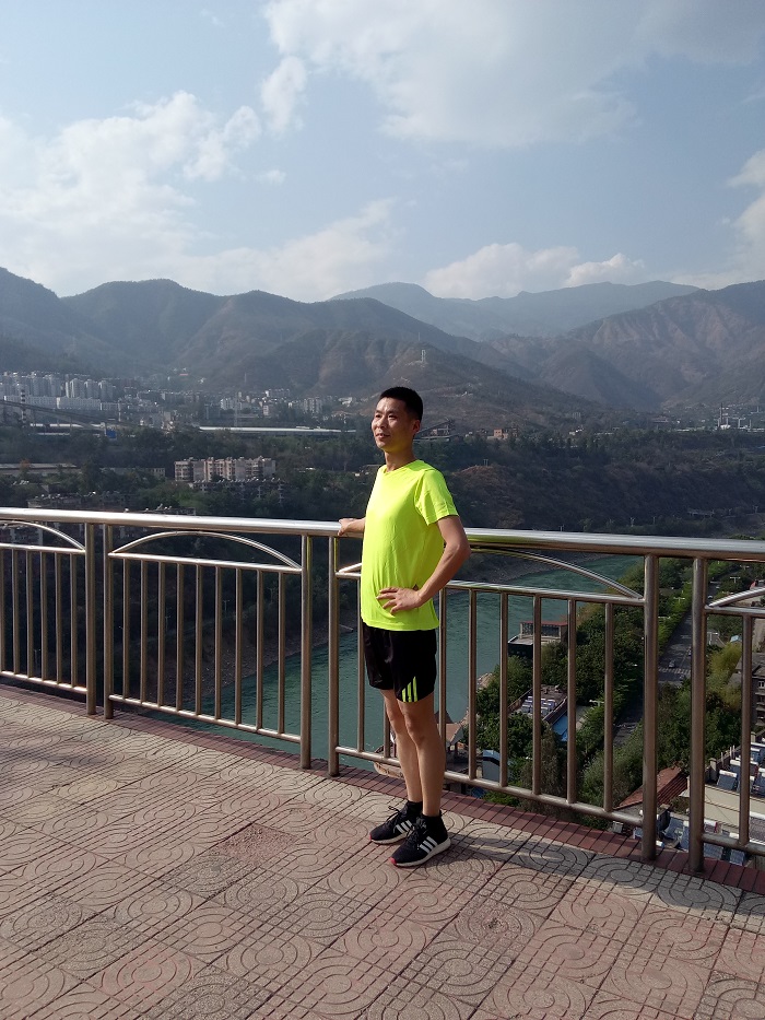 計算機應(yīng)用教研組教師薛小榮個人簡介