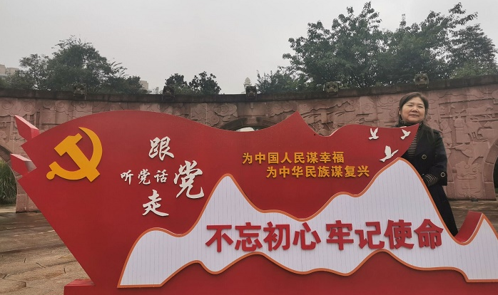 瀘縣建校開展中秋國慶雙節(jié)戶外文體活動